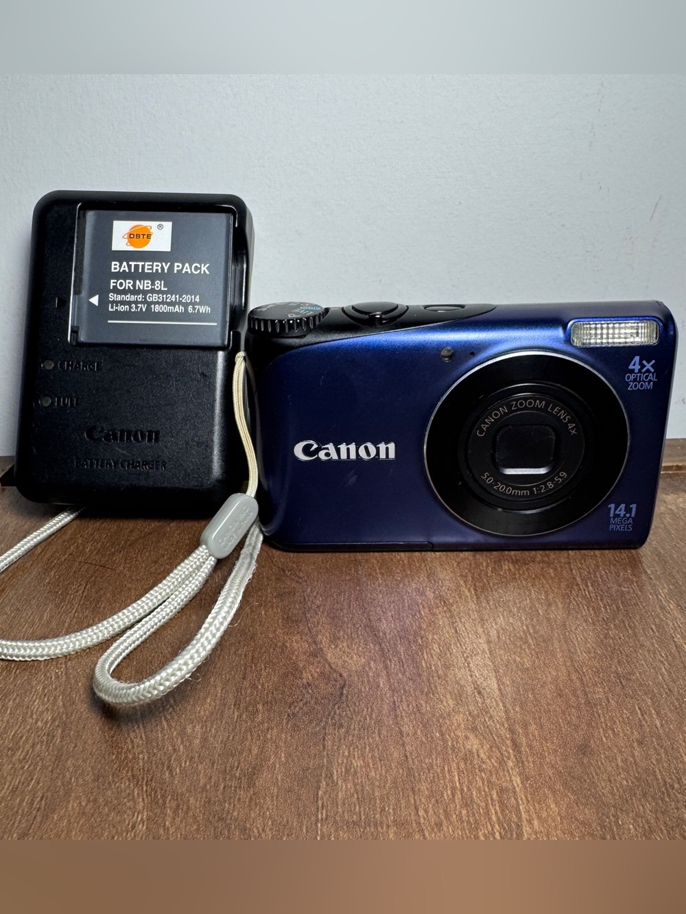 Canon Compact Point-and-Shoot Camera in Blue
